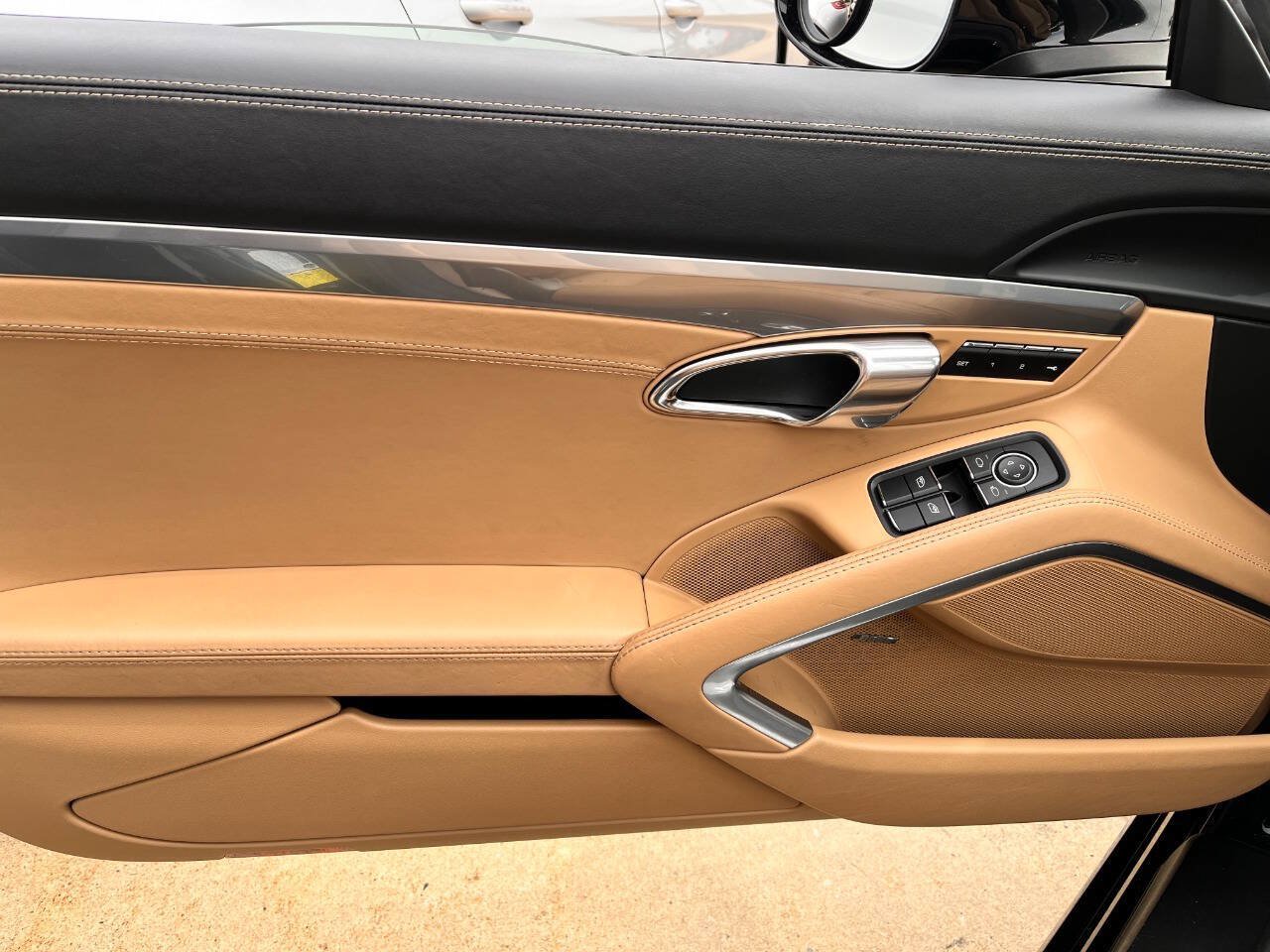 Used 2017 Porsche 718 Boxster S RWD image 15