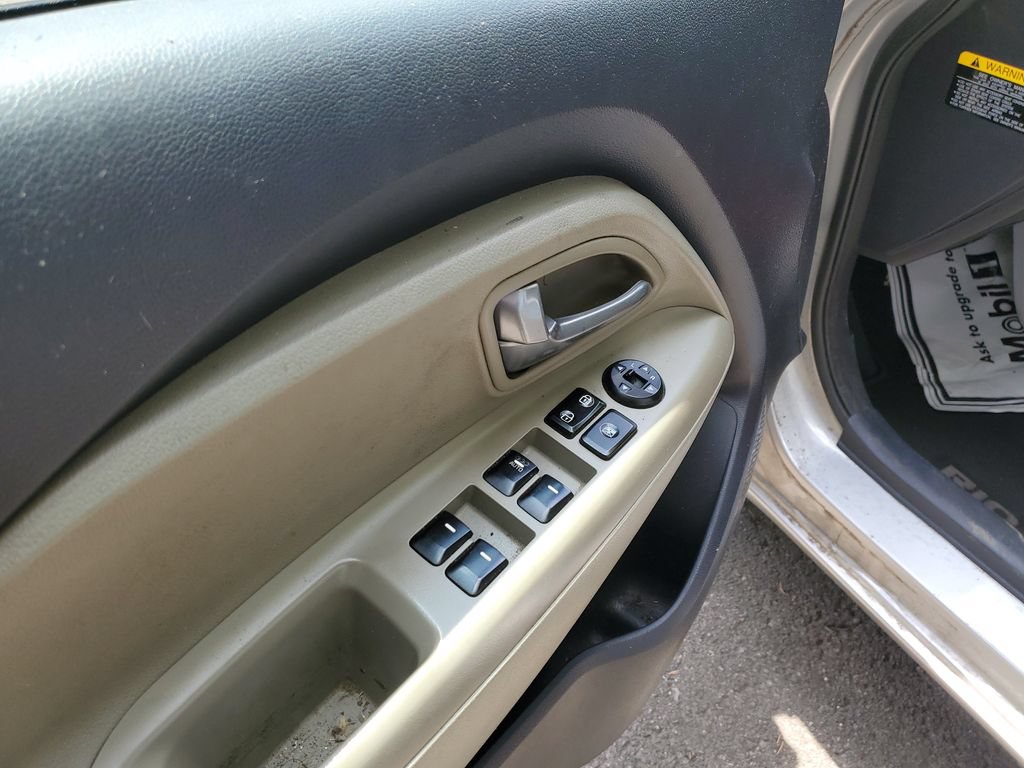 Used 2016 Kia Rio LX FWD image 16