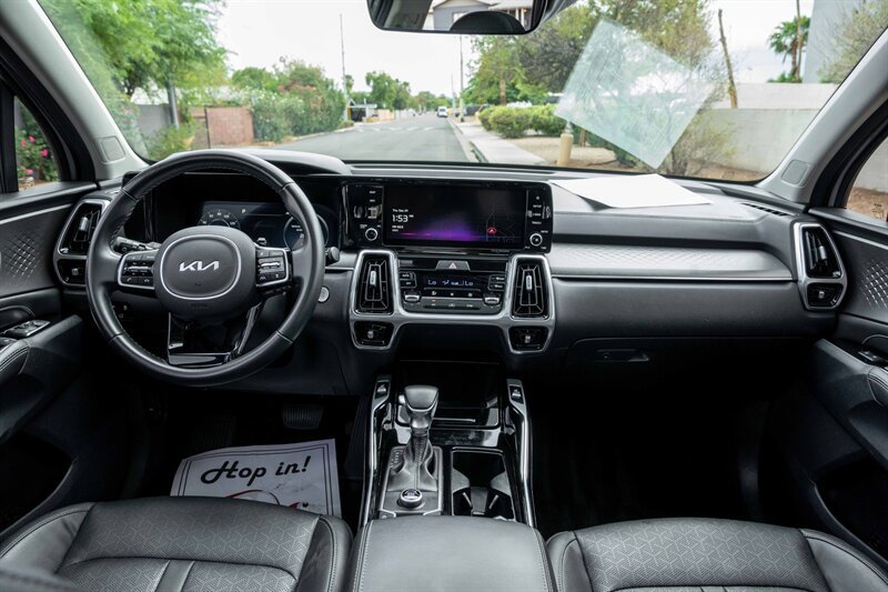 Used 2023 Kia Sorento SX FWD image 18