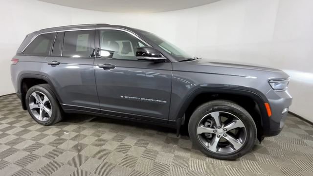 Used 2023 Jeep Grand Cherokee 4WD 4xe w/ MOPAR Finishing Package image 2