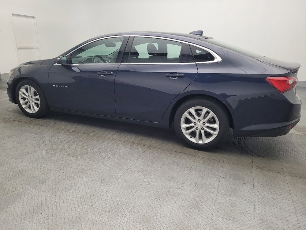 Used 2017 Chevrolet Malibu LT image 3