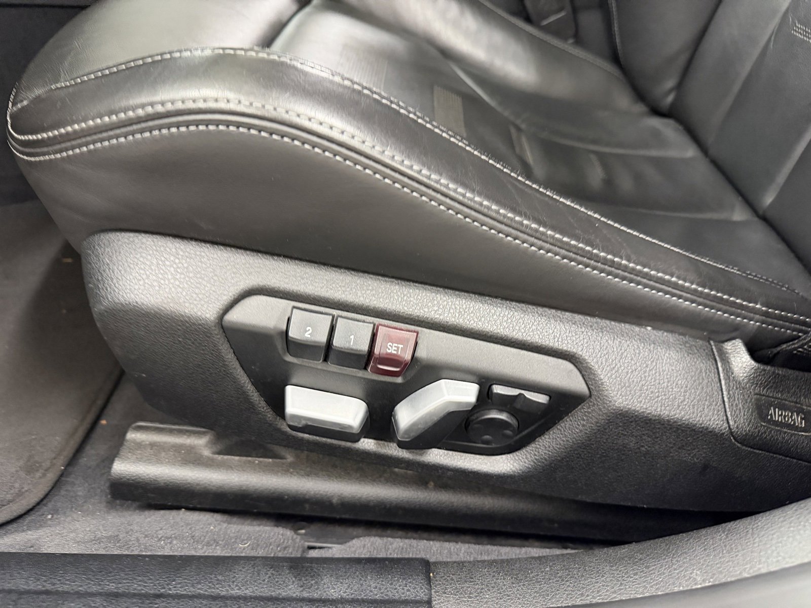 Used 2016 BMW M3 w/ Executive Package image 32