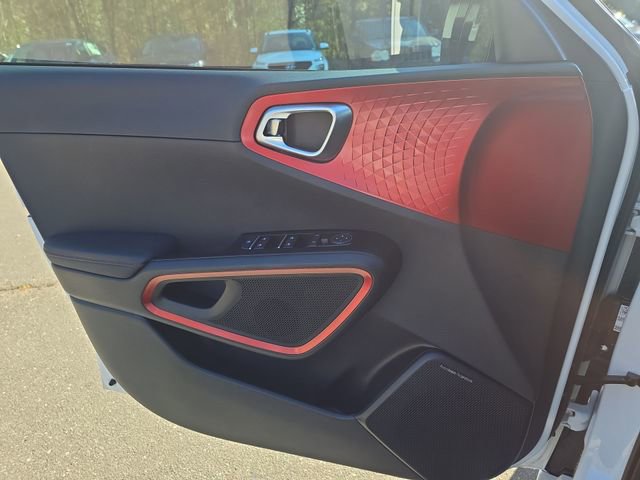 Used 2025 Kia Soul GT-Line w/ GT-Line Technology Package image 40