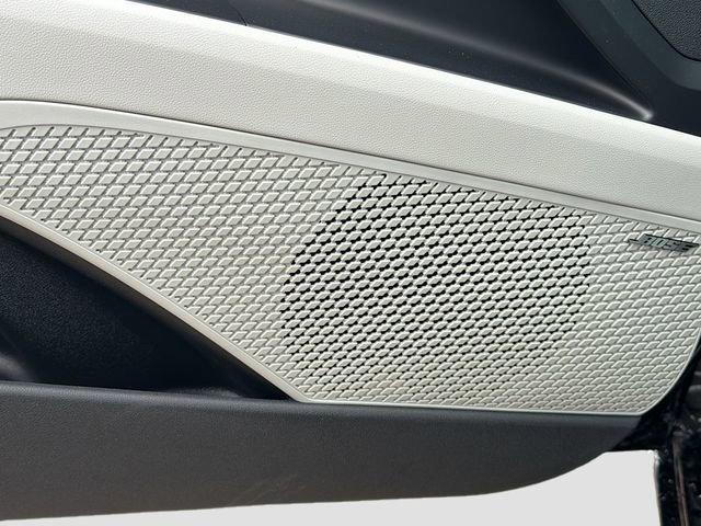 New 2026 Hyundai Elantra Limited image 19