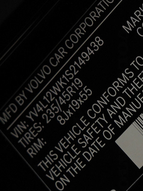 Used 2025 Volvo V60 B5 Cross Country Plus image 34