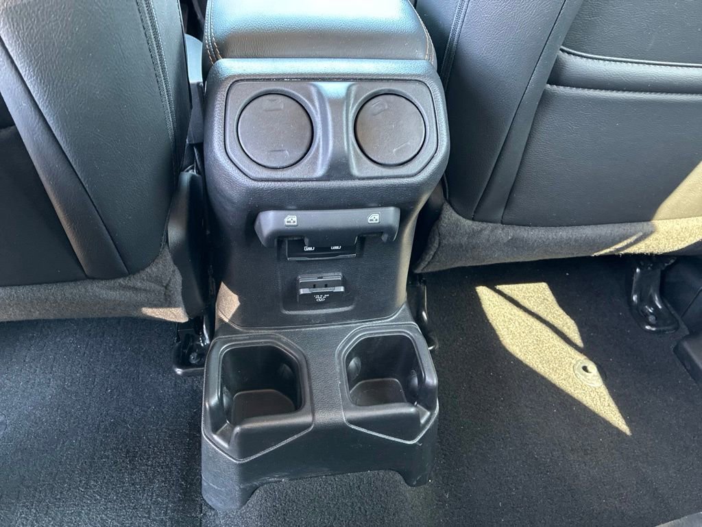 Used 2023 Jeep Gladiator Overland AWD/4WD image 25