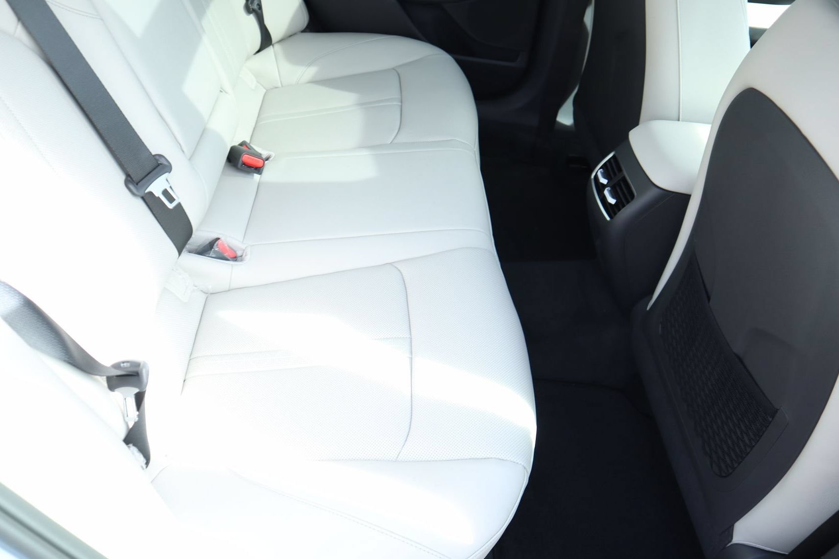 New 2026 Hyundai Sonata Limited FWD image 20