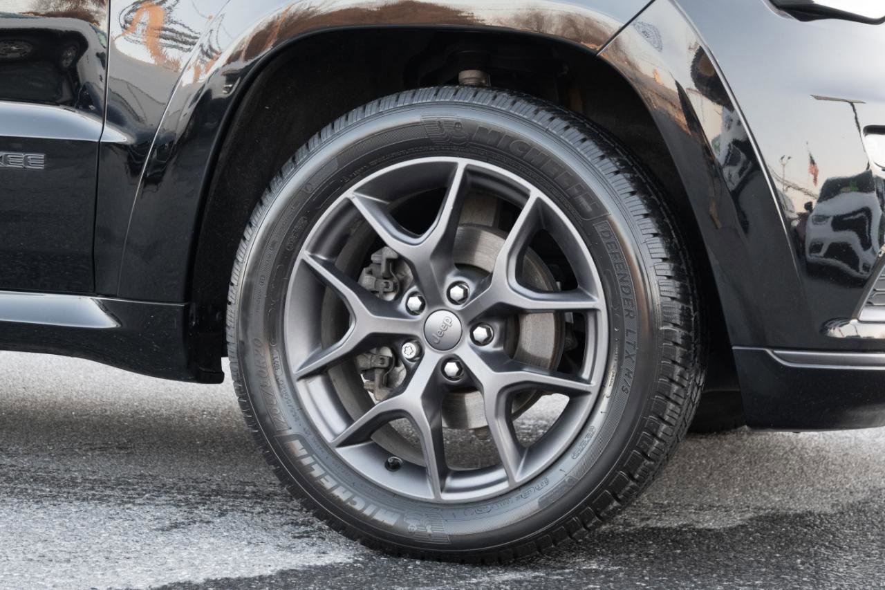 Used 2020 Jeep Grand Cherokee Limited X image 35