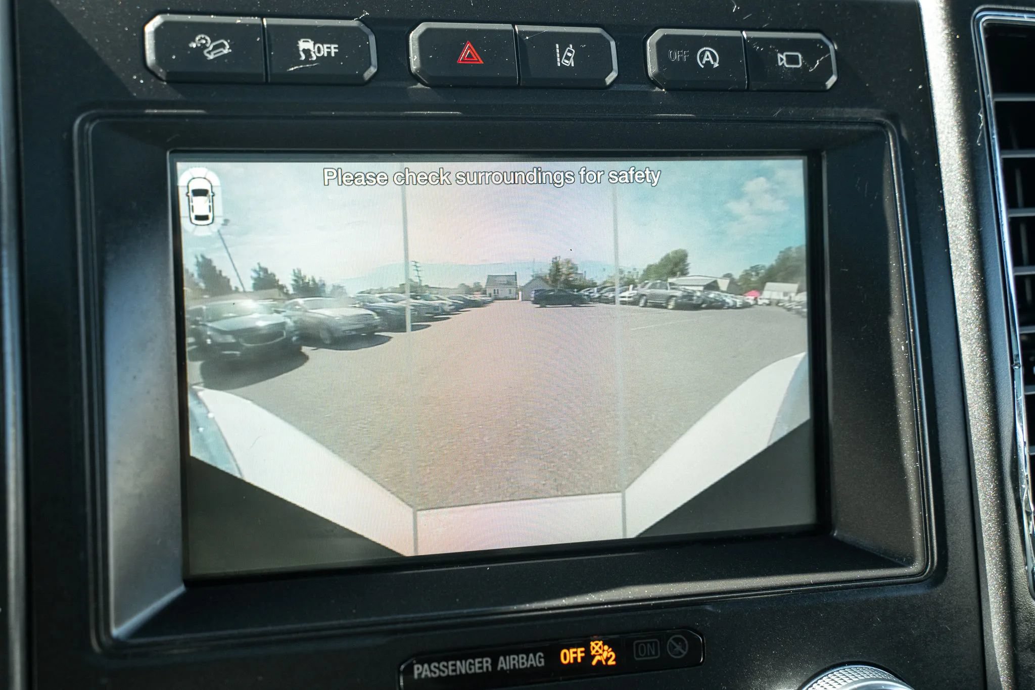 Used 2018 Ford Expedition Limited w/ Equipment Group 302A AWD/4WD image 33