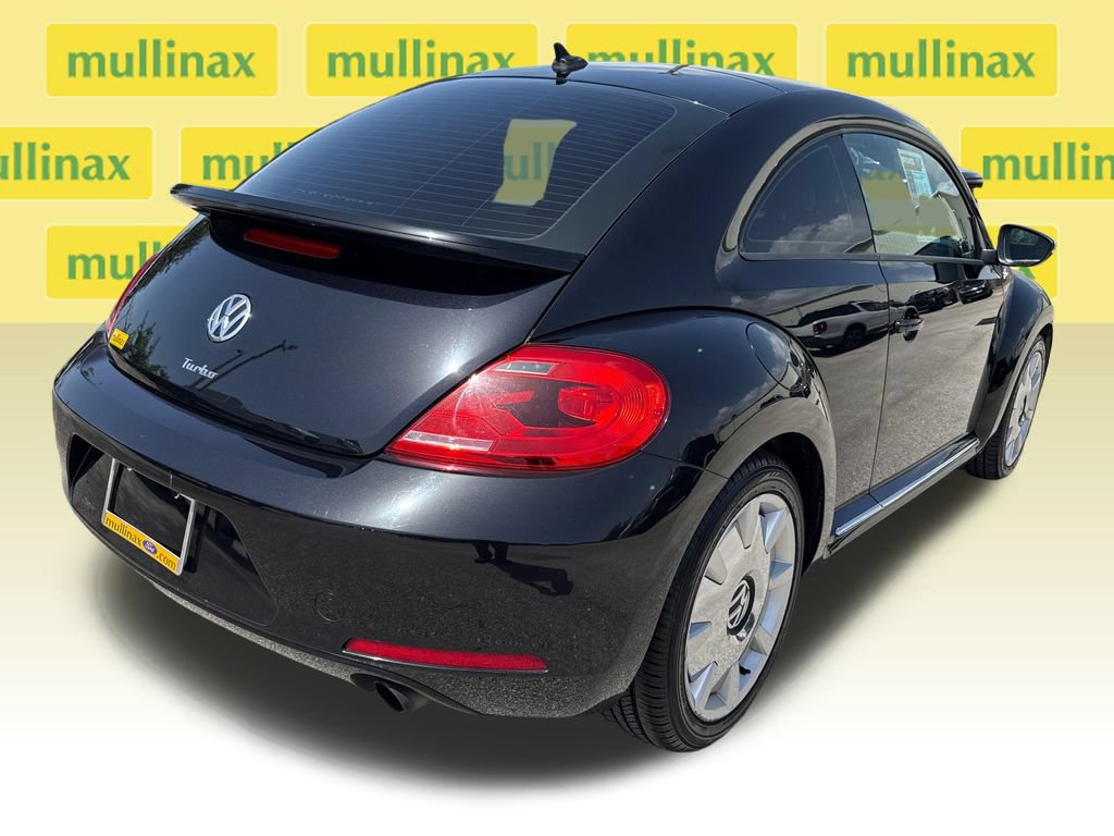 Used 2013 Volkswagen Beetle Turbo FWD image 4