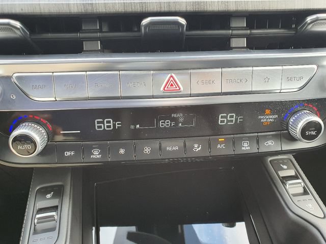 Used 2024 Kia Telluride SX FWD image 17