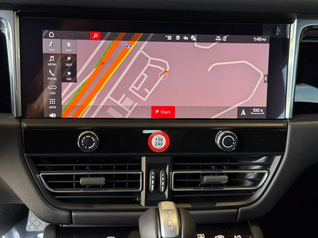 New 2026 Porsche Macan AWD/4WD image 21