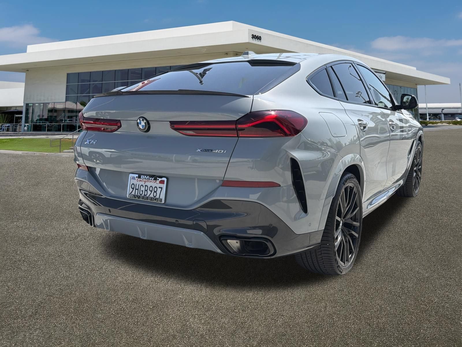 Certified 2024 BMW X6 xDrive40i w/ Executive Package AWD/4WD image 10