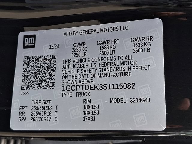 Used 2025 Chevrolet Colorado Z71 w/ Midnight Edition AWD/4WD image 31