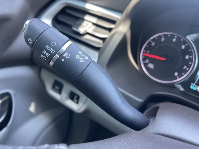 Used 2018 GMC Acadia SLT image 23