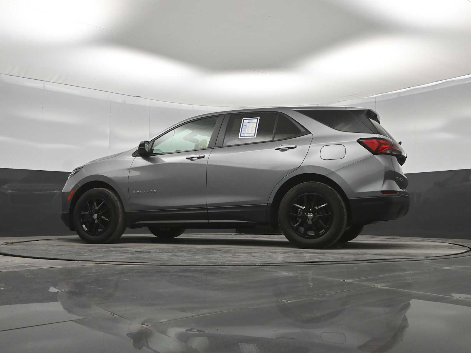 Used 2023 Chevrolet Equinox LS w/ LS Convenience Package FWD image 36
