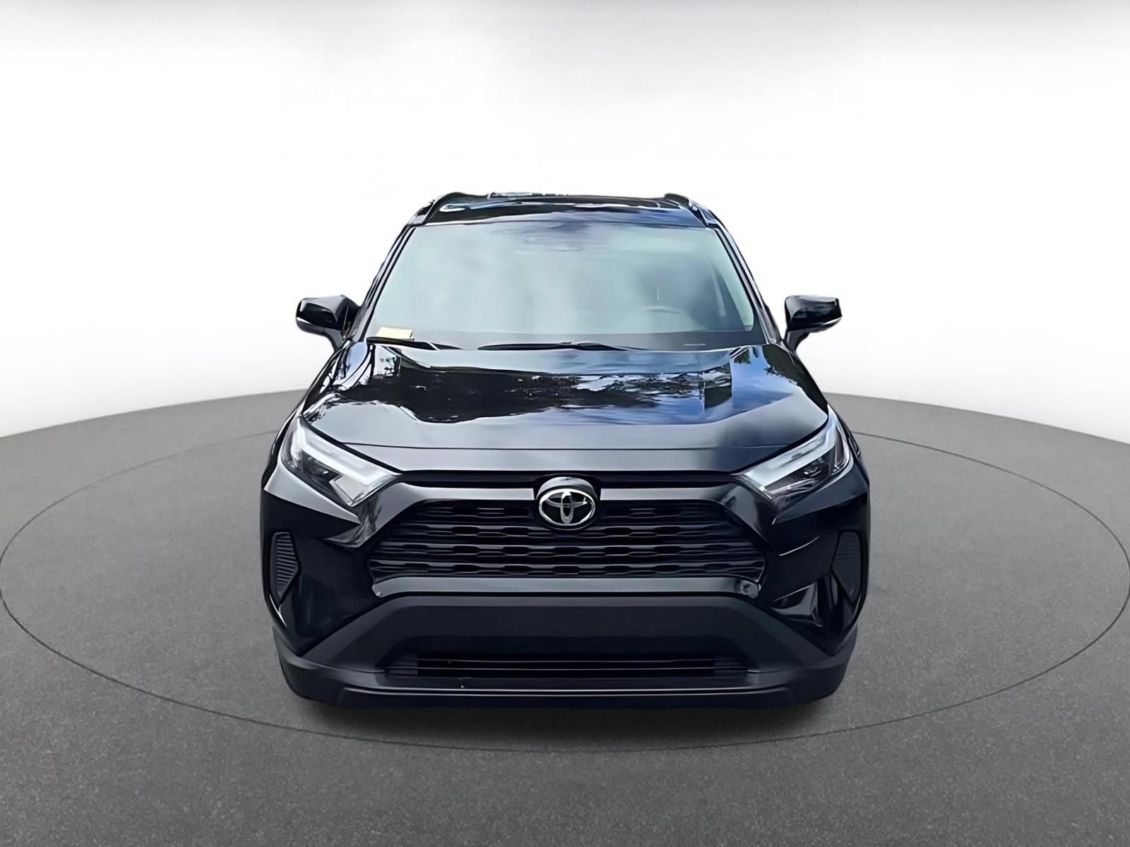 Used 2024 Toyota RAV4 XLE w/ Convenience Package AWD/4WD image 4