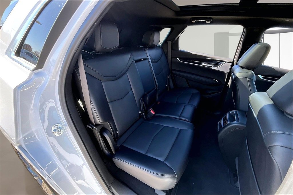 Certified 2025 Cadillac XT5 Premium Luxury image 29