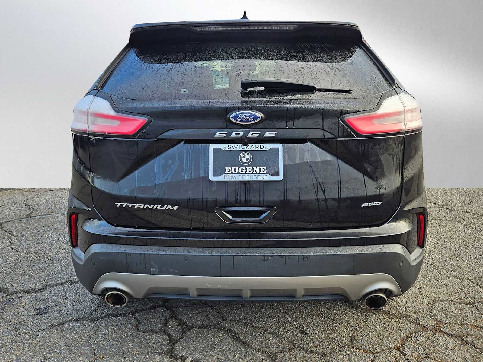 Used 2022 Ford Edge Titanium w/ Equipment Group 301A image 4