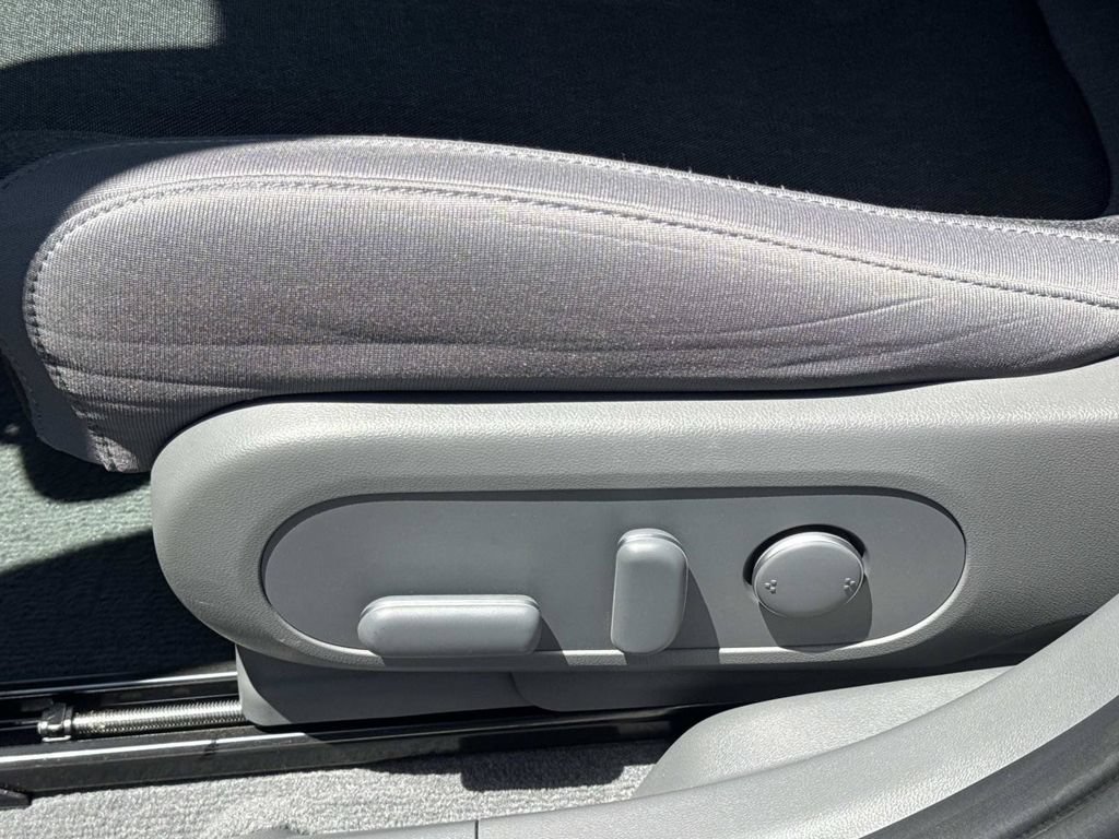 Certified 2024 Hyundai Ioniq 5 SEL RWD image 22