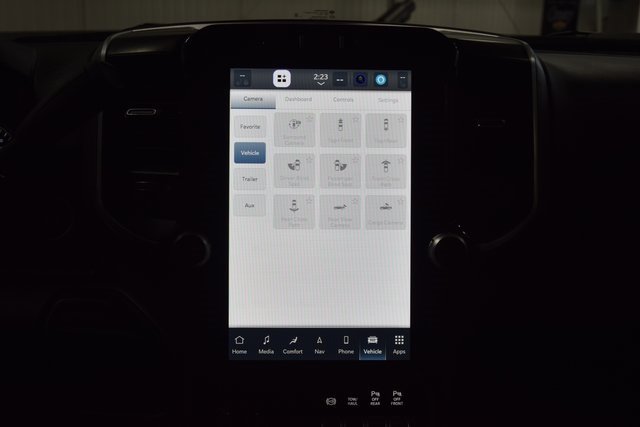 Used 2024 RAM 3500 Big Horn w/ Towing Technology Group image 29