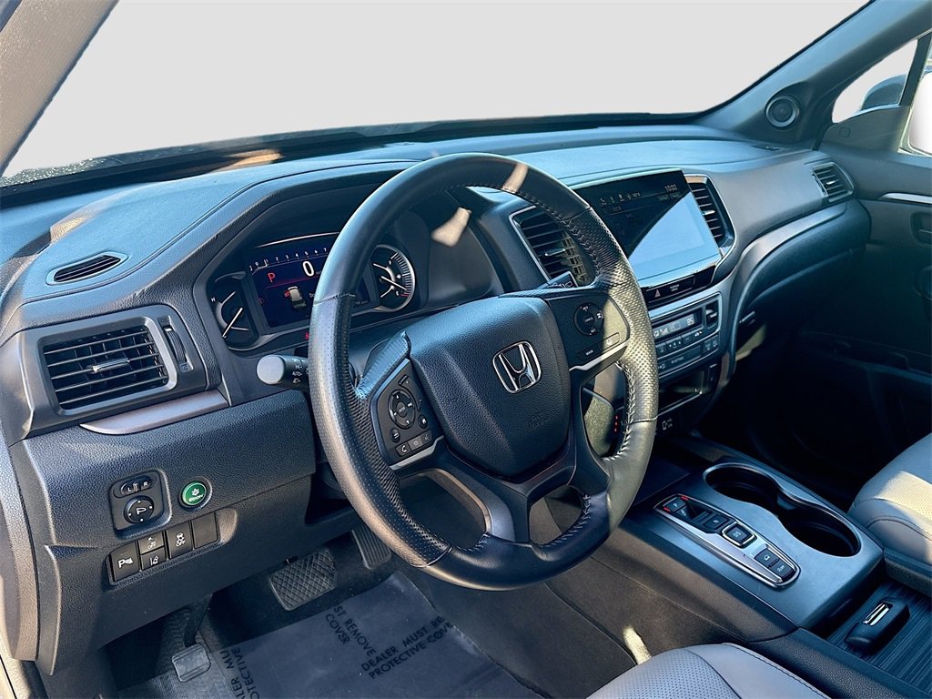 Used 2023 Honda Passport EX-L image 9