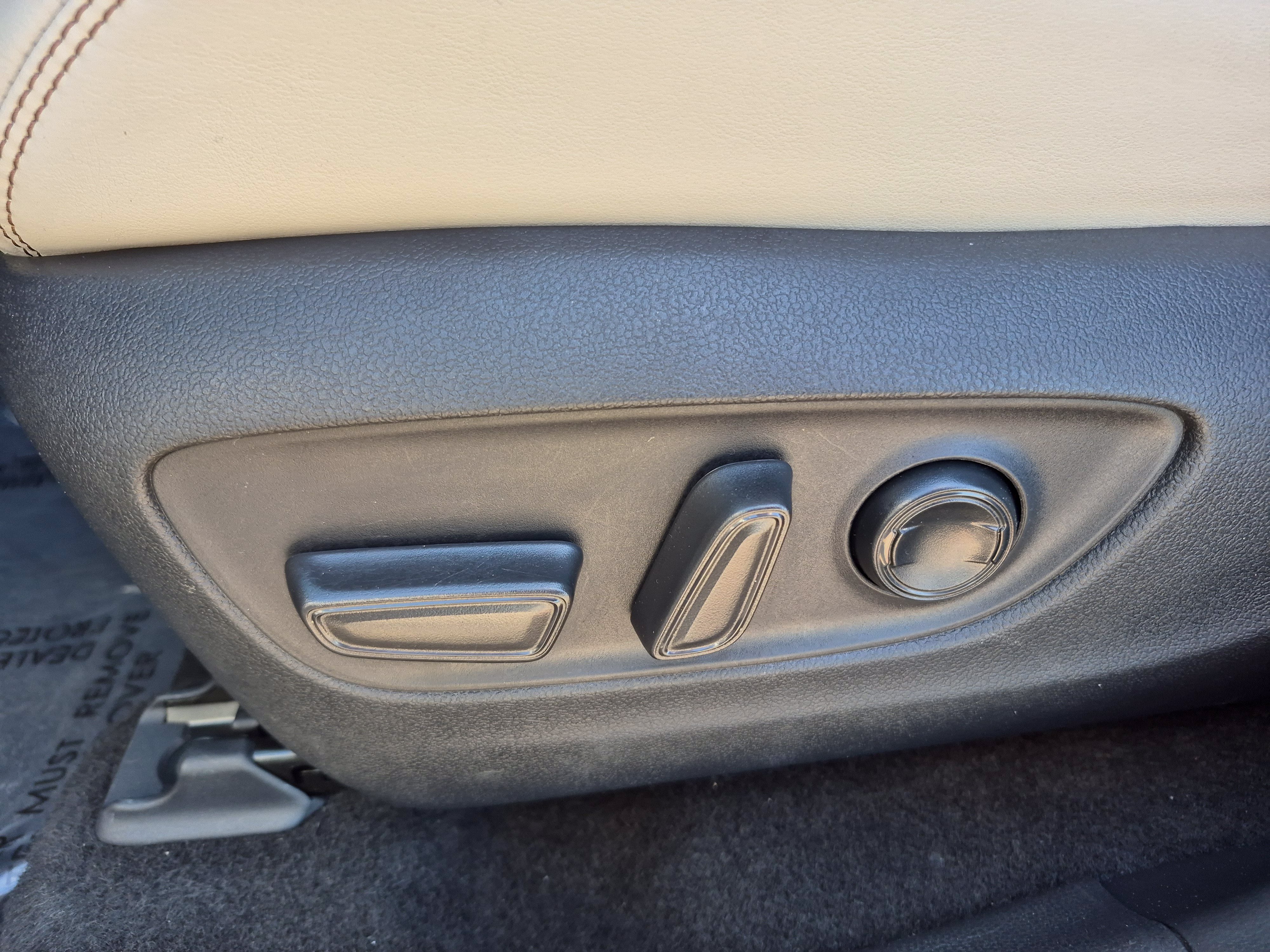 Certified 2023 Toyota RAV4 Limited AWD/4WD image 15