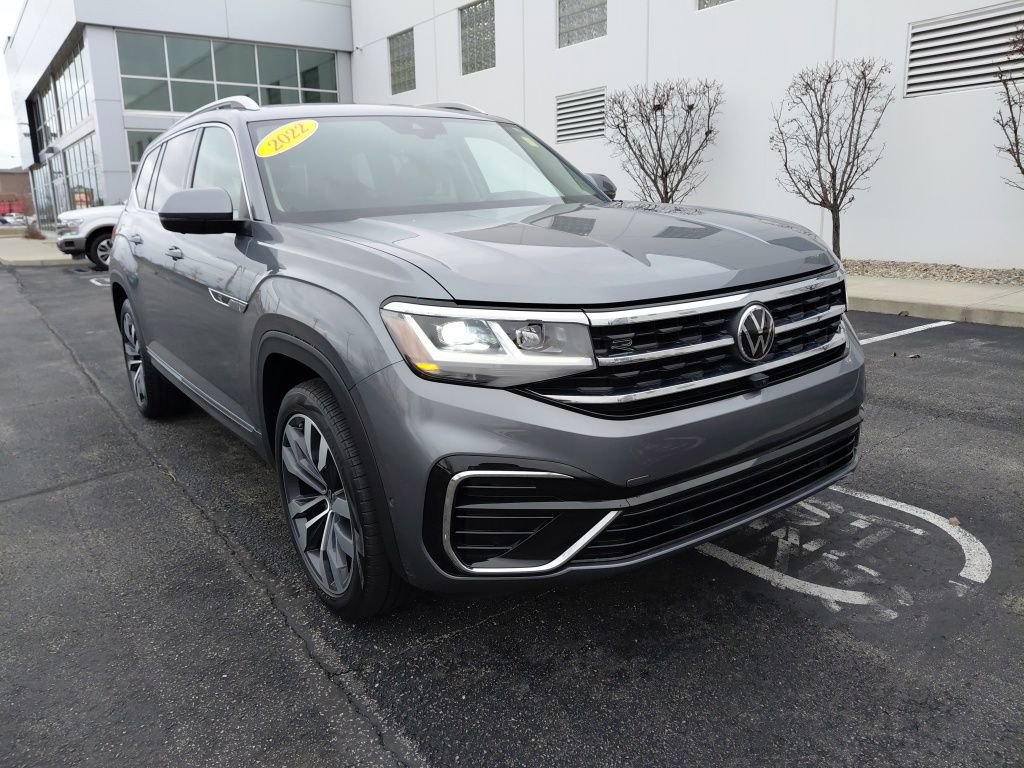 Used 2022 Volkswagen Atlas SEL Premium image 4