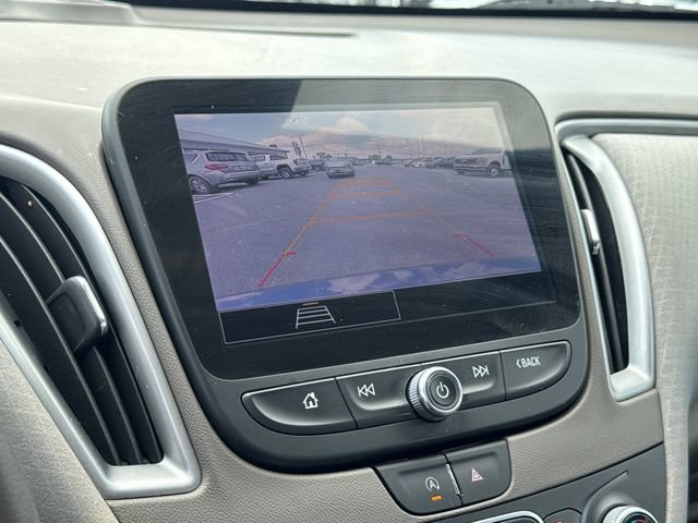 Used 2025 Chevrolet Malibu LT FWD image 22