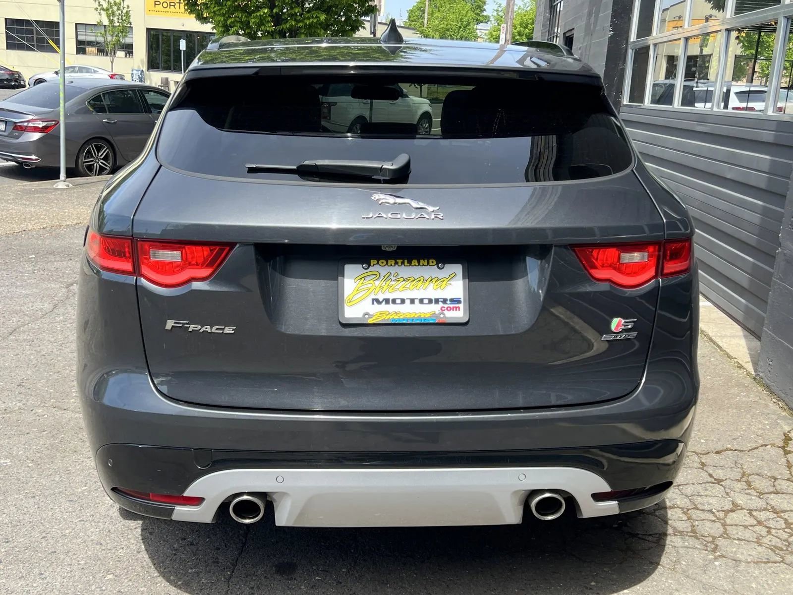 Used 2017 Jaguar F-PACE S AWD/4WD image 4