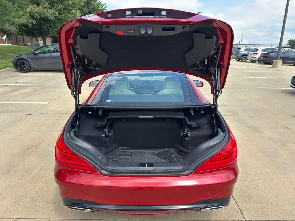 Certified 2019 Mercedes-Benz SL 550 image 24