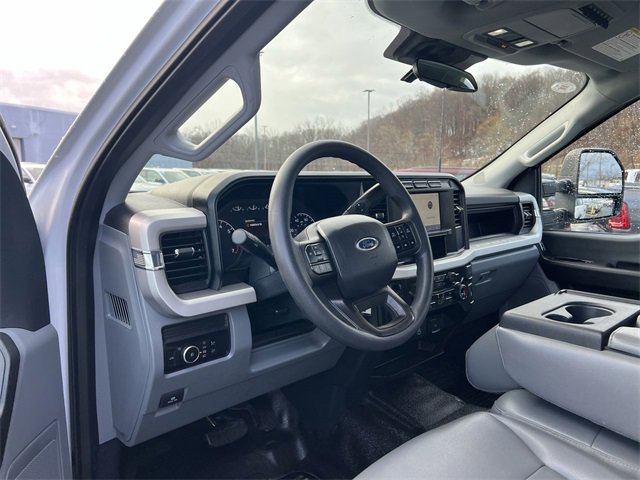 Used 2024 Ford F250 XL w/ Snow Plow Prep Package image 10