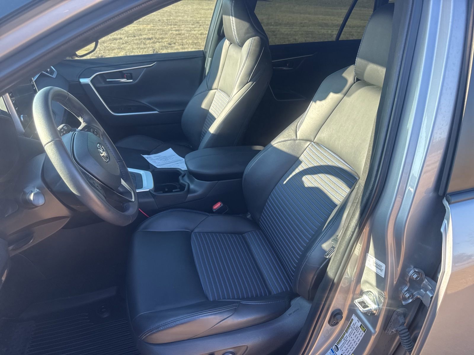 Used 2022 Toyota RAV4 XSE image 10