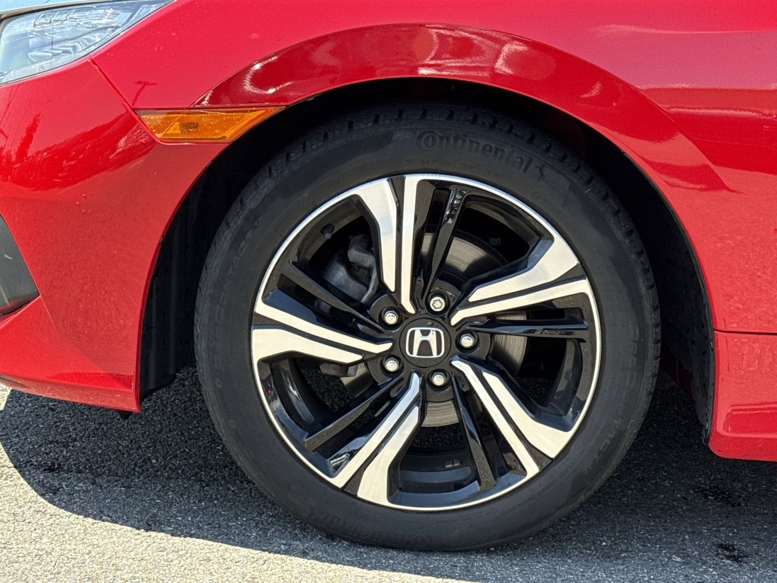 Used 2016 Honda Civic Touring image 12