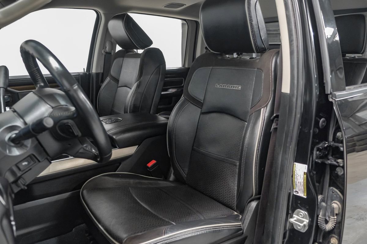 Used 2023 RAM 3500 Laramie AWD/4WD image 30