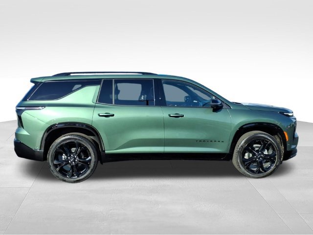 New 2027 Chevrolet Traverse RS w/ LPO, Floor Liner Package AWD/4WD image 2