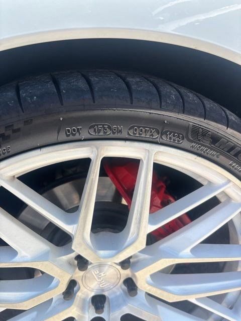 Used 2023 Chevrolet Corvette Stingray Premium Conv w/ Z51 Performance Package image 10