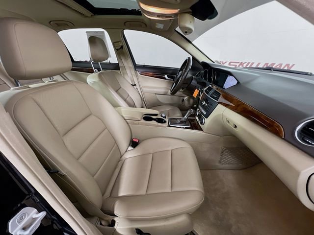 Used 2014 Mercedes-Benz C 300 4MATIC Sedan image 38