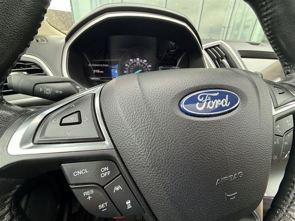 Used 2020 Ford Edge SEL w/ Convenience Package AWD/4WD image 15