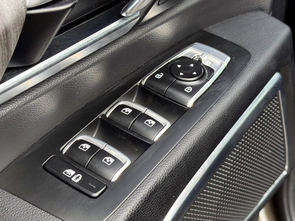 Used 2023 Kia Telluride SX Prestige AWD/4WD image 19
