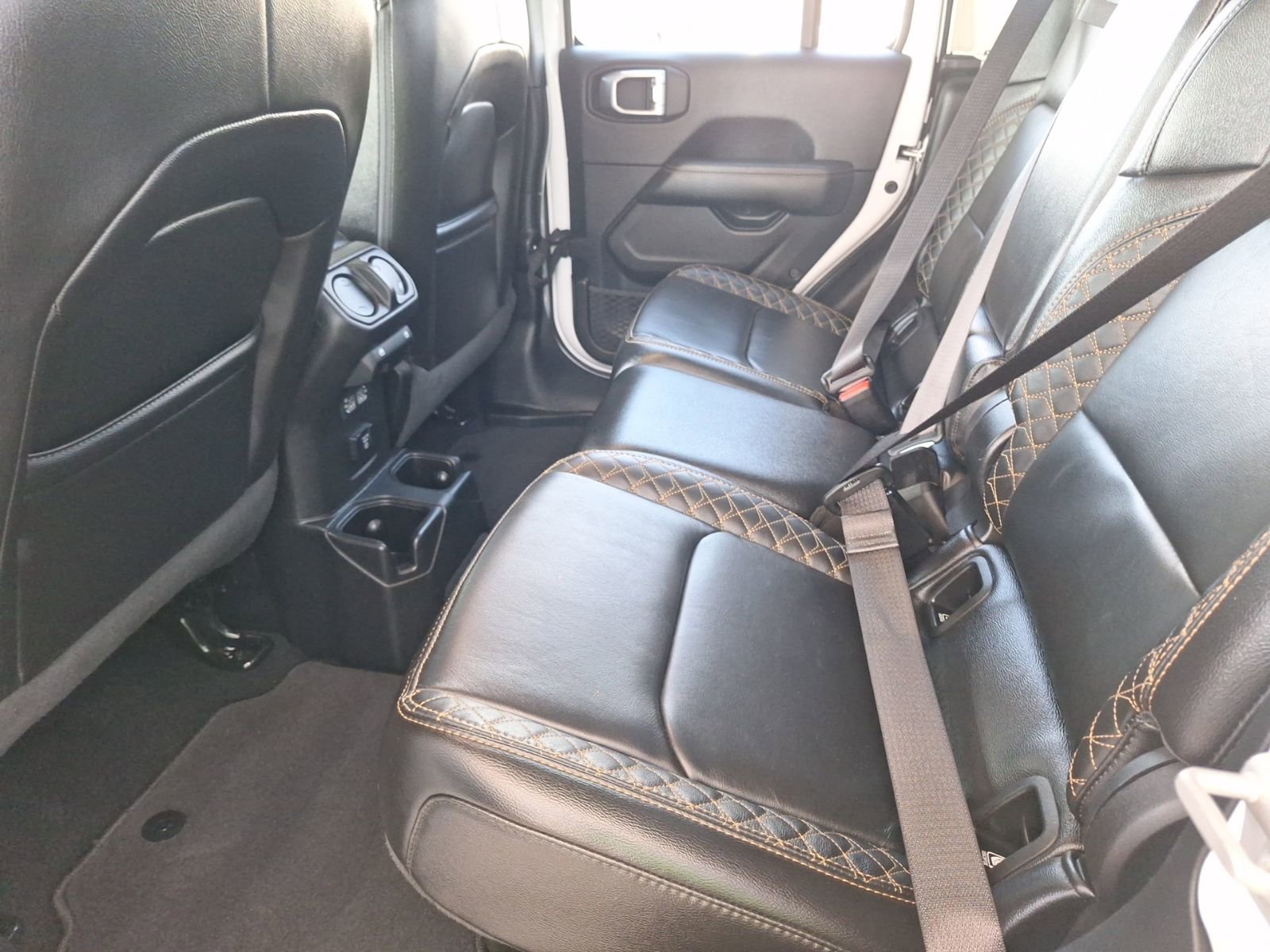 Used 2023 Jeep Gladiator Overland image 31