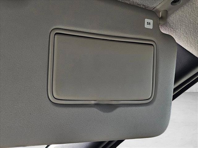 Used 2018 Nissan Kicks SV FWD image 14