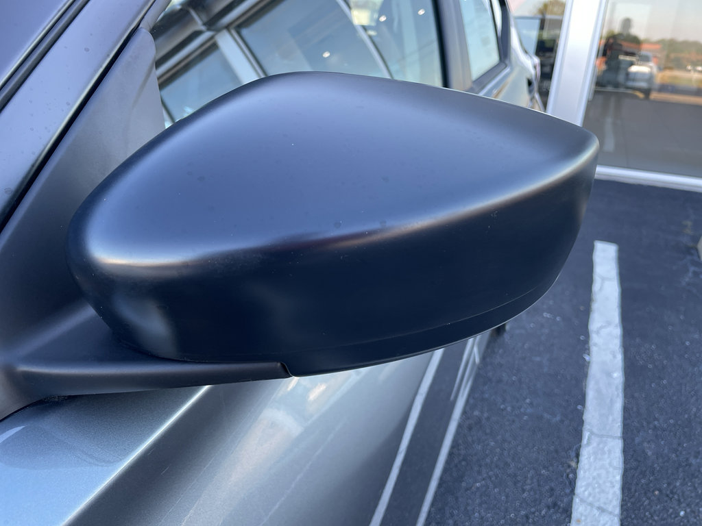 New 2025 Nissan Kicks Play S image 6