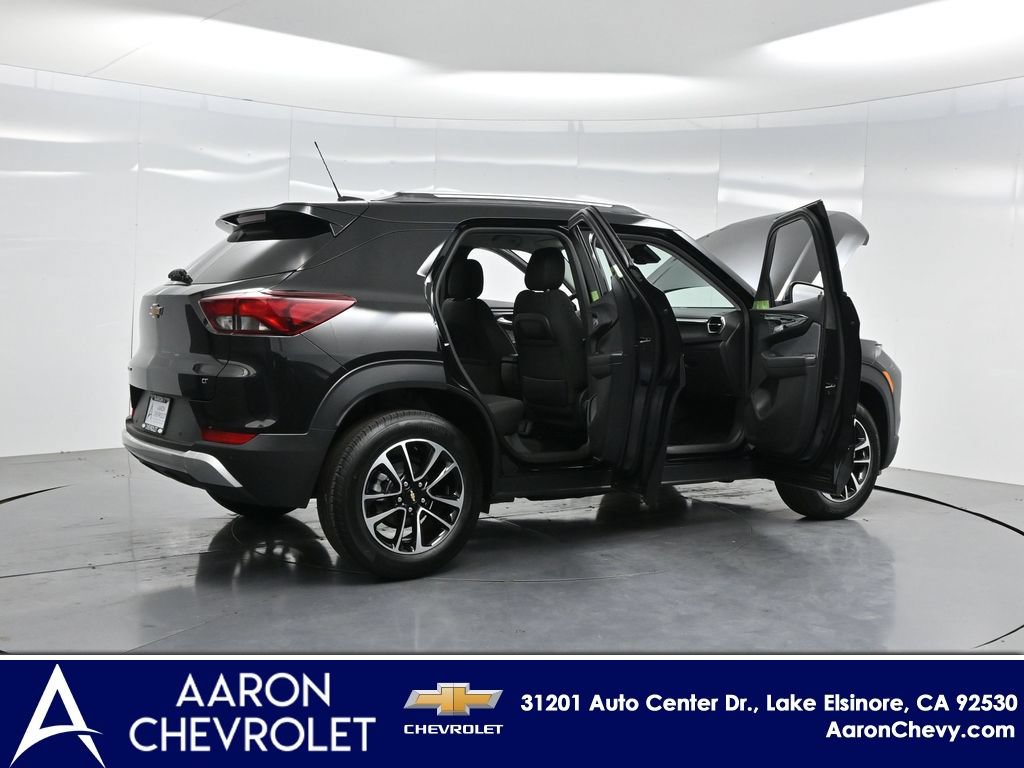 New 2026 Chevrolet TrailBlazer LT w/ Convenience Package FWD image 4