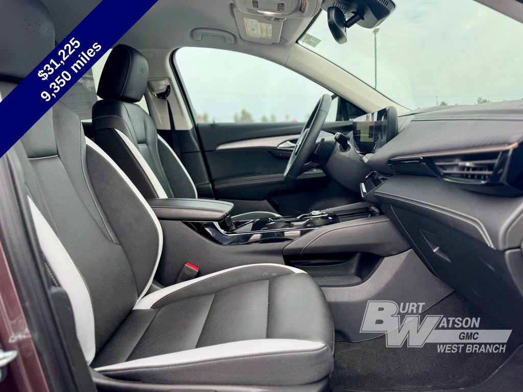 Used 2025 Buick Envision Sport Touring image 13