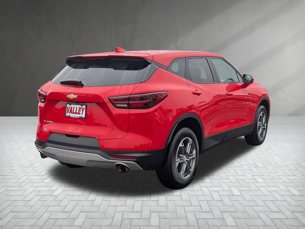 Used 2023 Chevrolet Blazer LT image 8
