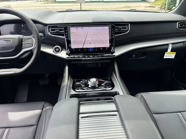 New 2026 Jeep Grand Wagoneer Limited AWD/4WD image 10