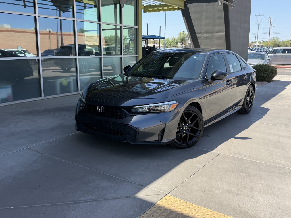 Used 2025 Honda Civic Sport image 2