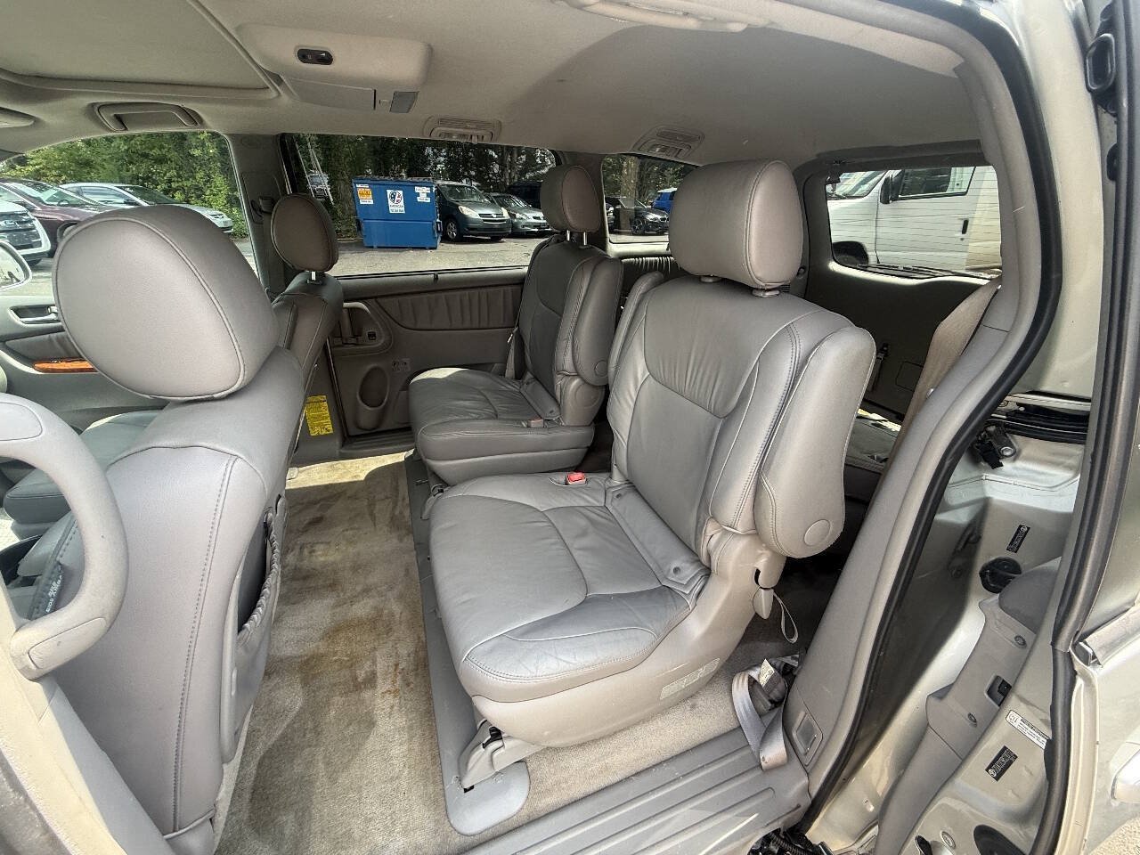 Used 2008 Toyota Sienna FWD image 17