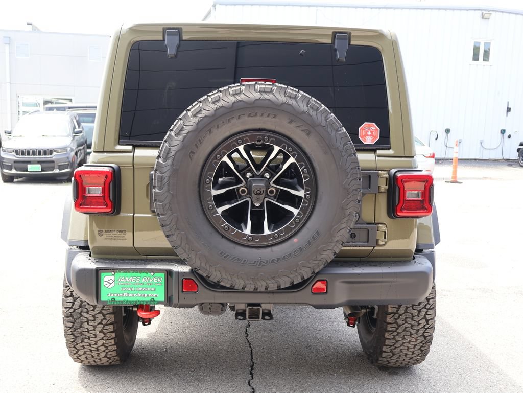 New 2026 Jeep Wrangler Unlimited Rubicon w/ Xtreme 35 Tire Package AWD/4WD image 4